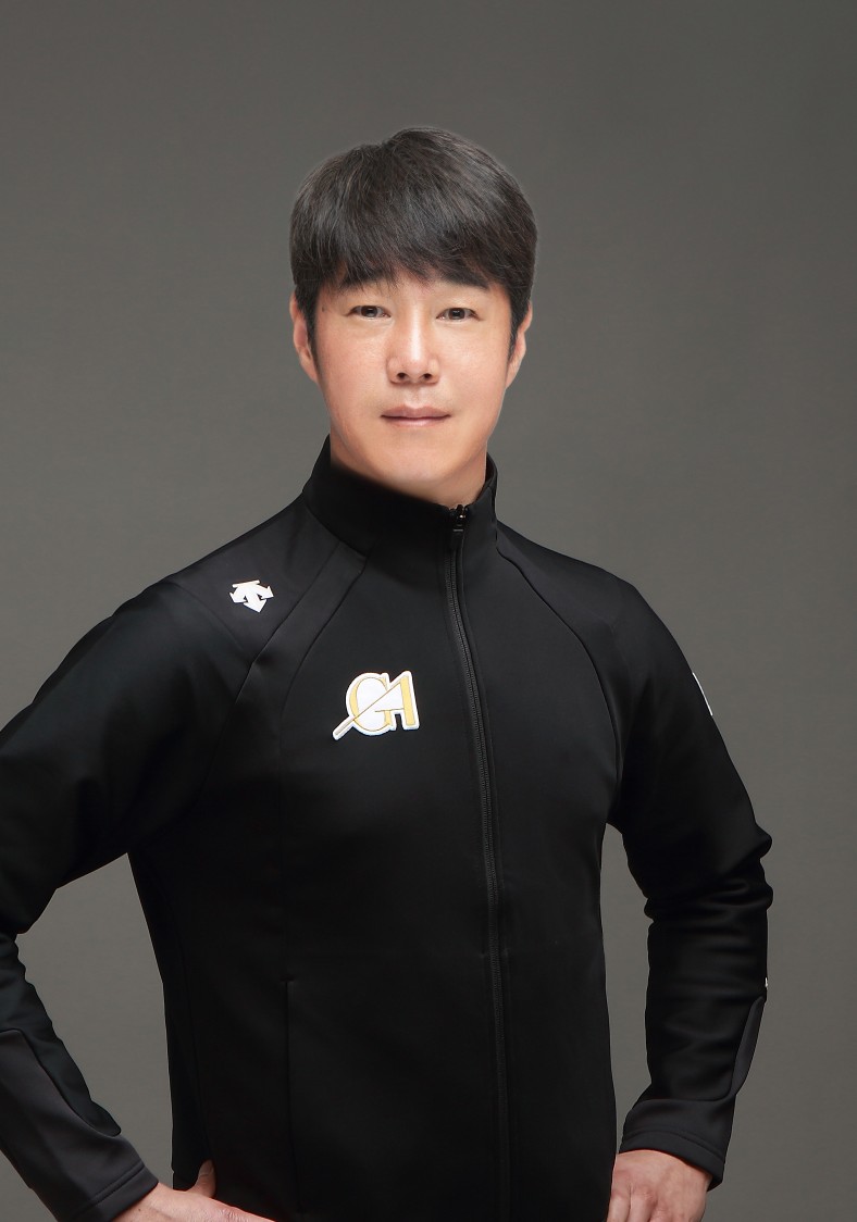 김윤환 골프 강사 프로필 사진