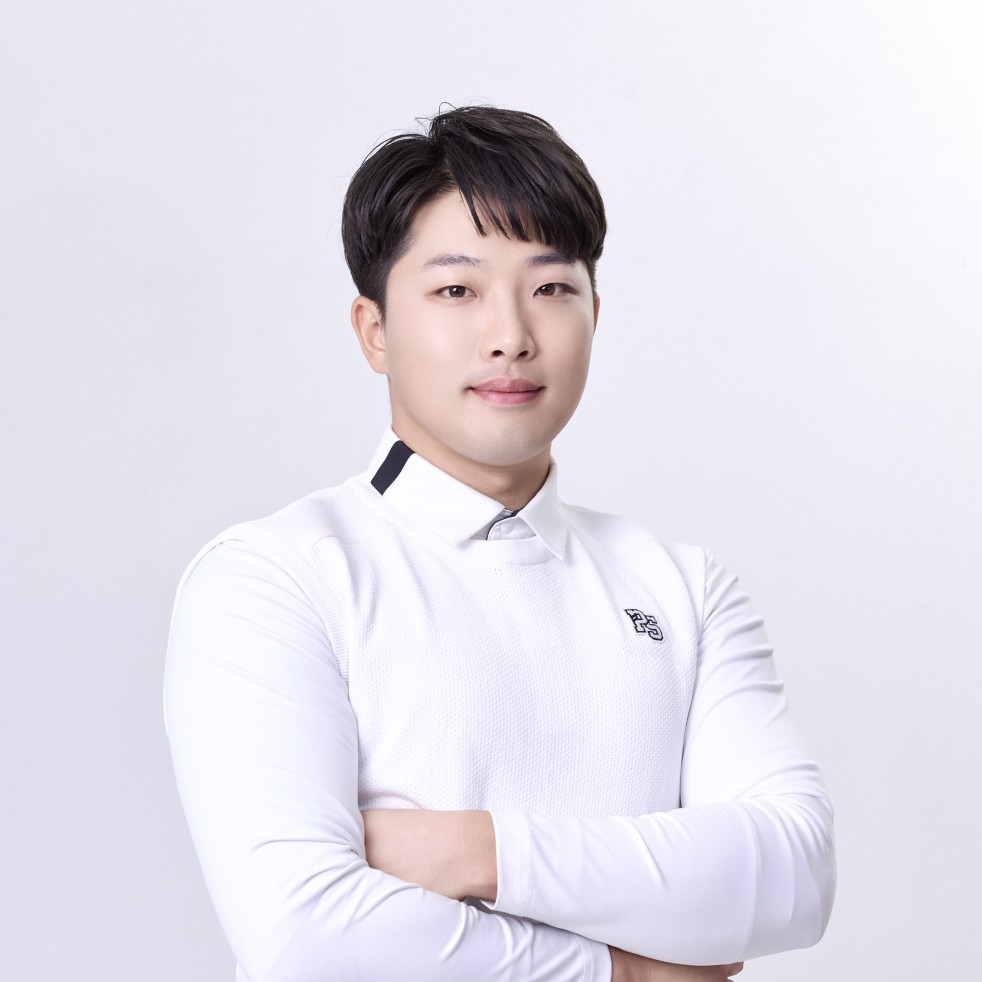 김동영 프로 골프 강사 프로필 사진