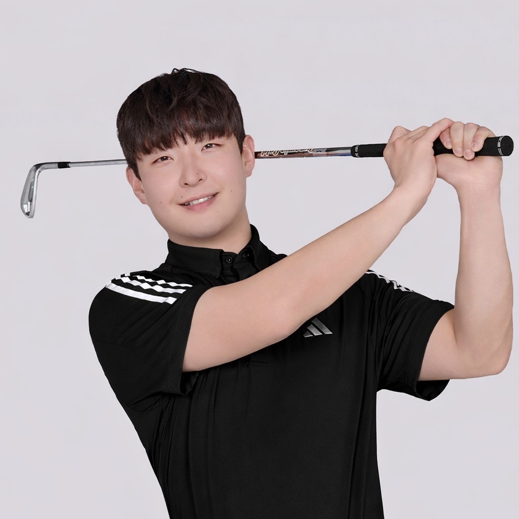 방윤영 골프 강사 프로필 사진